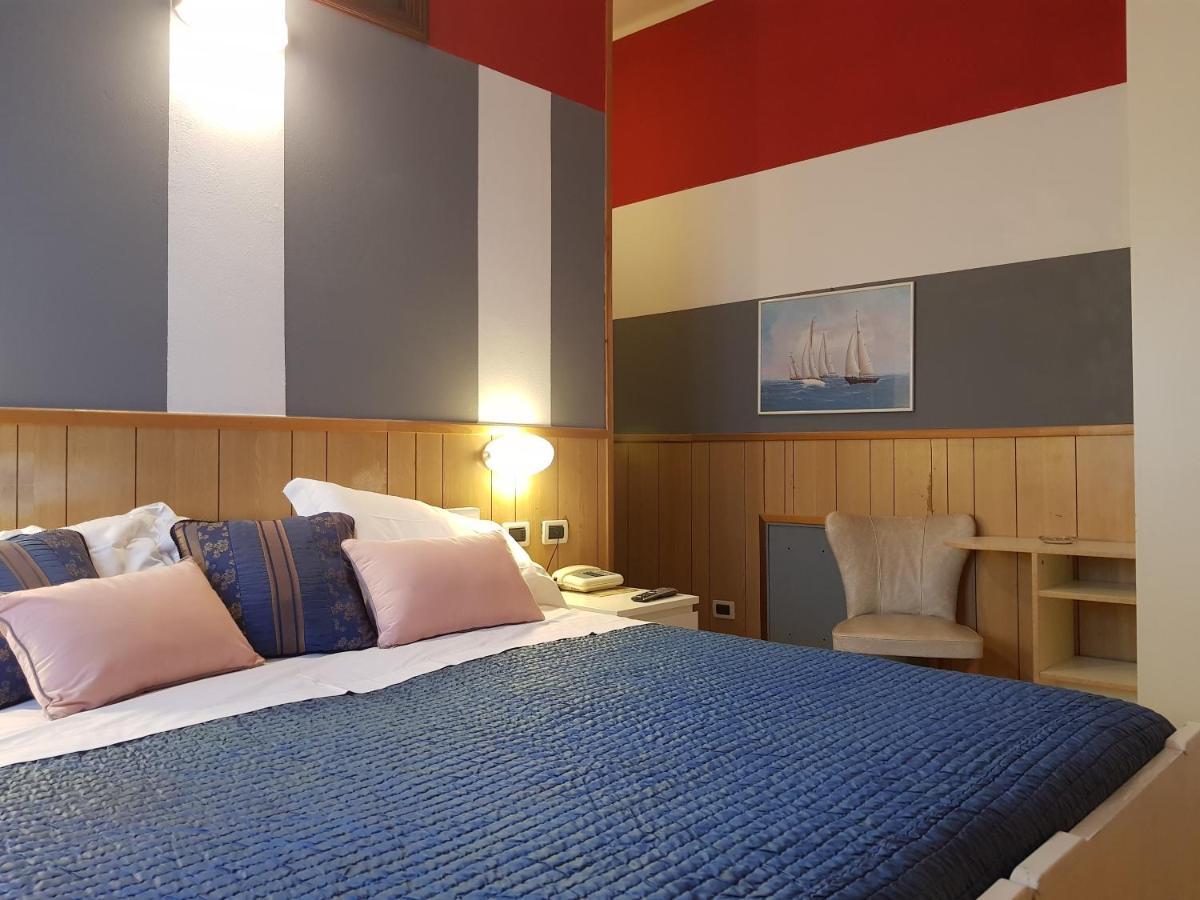 Hotel Azzurra Salsomaggiore Terme Ngoại thất bức ảnh