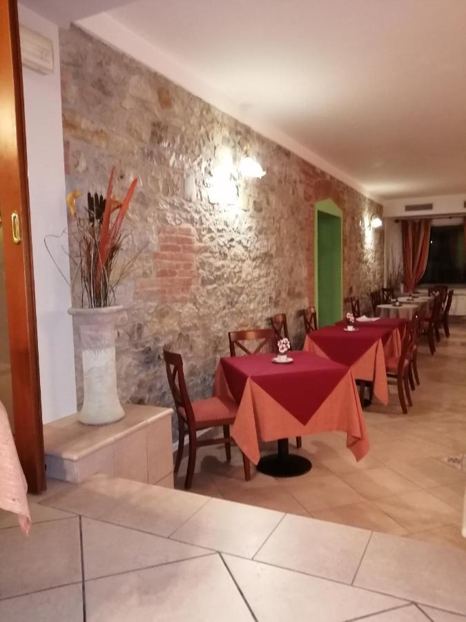 Hotel Azzurra Salsomaggiore Terme Ngoại thất bức ảnh