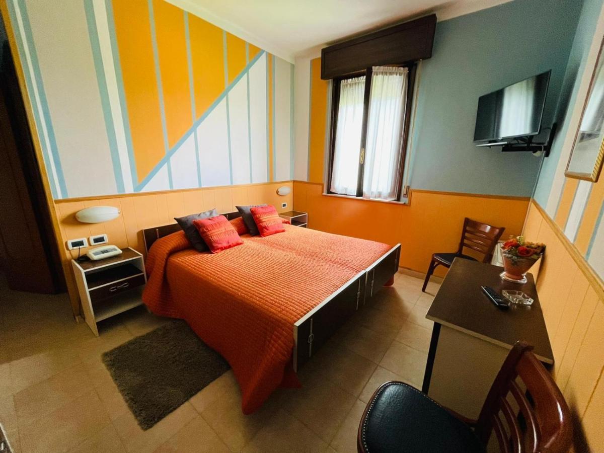 Hotel Azzurra Salsomaggiore Terme Ngoại thất bức ảnh